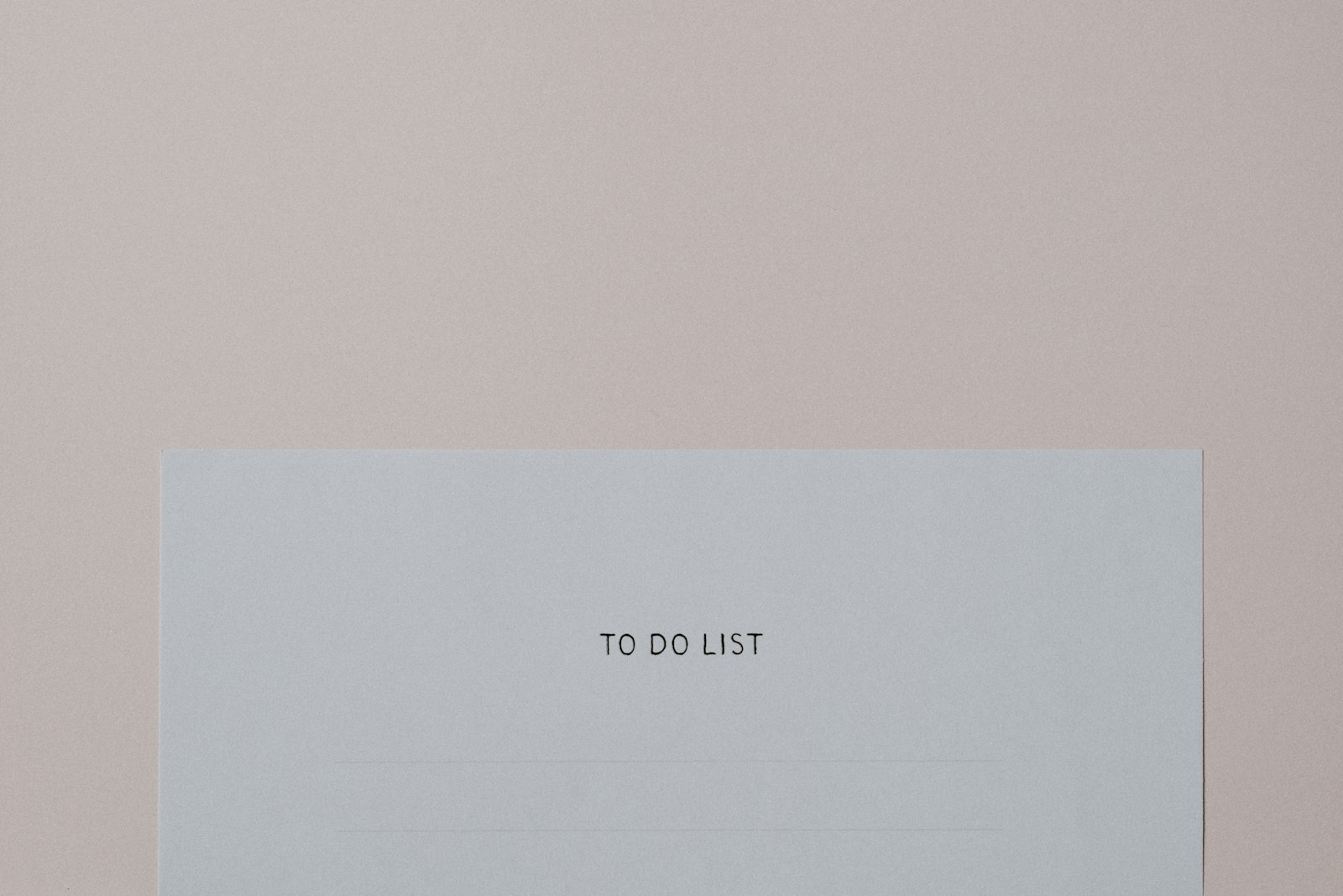 Blatt Papier mit der Überschrift To-do-Liste
