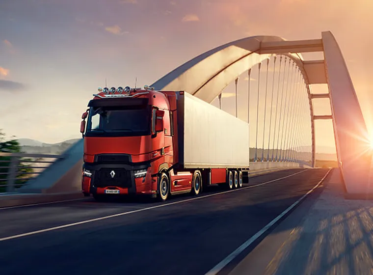 Coverbild für Renault Trucks Unternehmer mit einem modernen Lkw auf der Straße