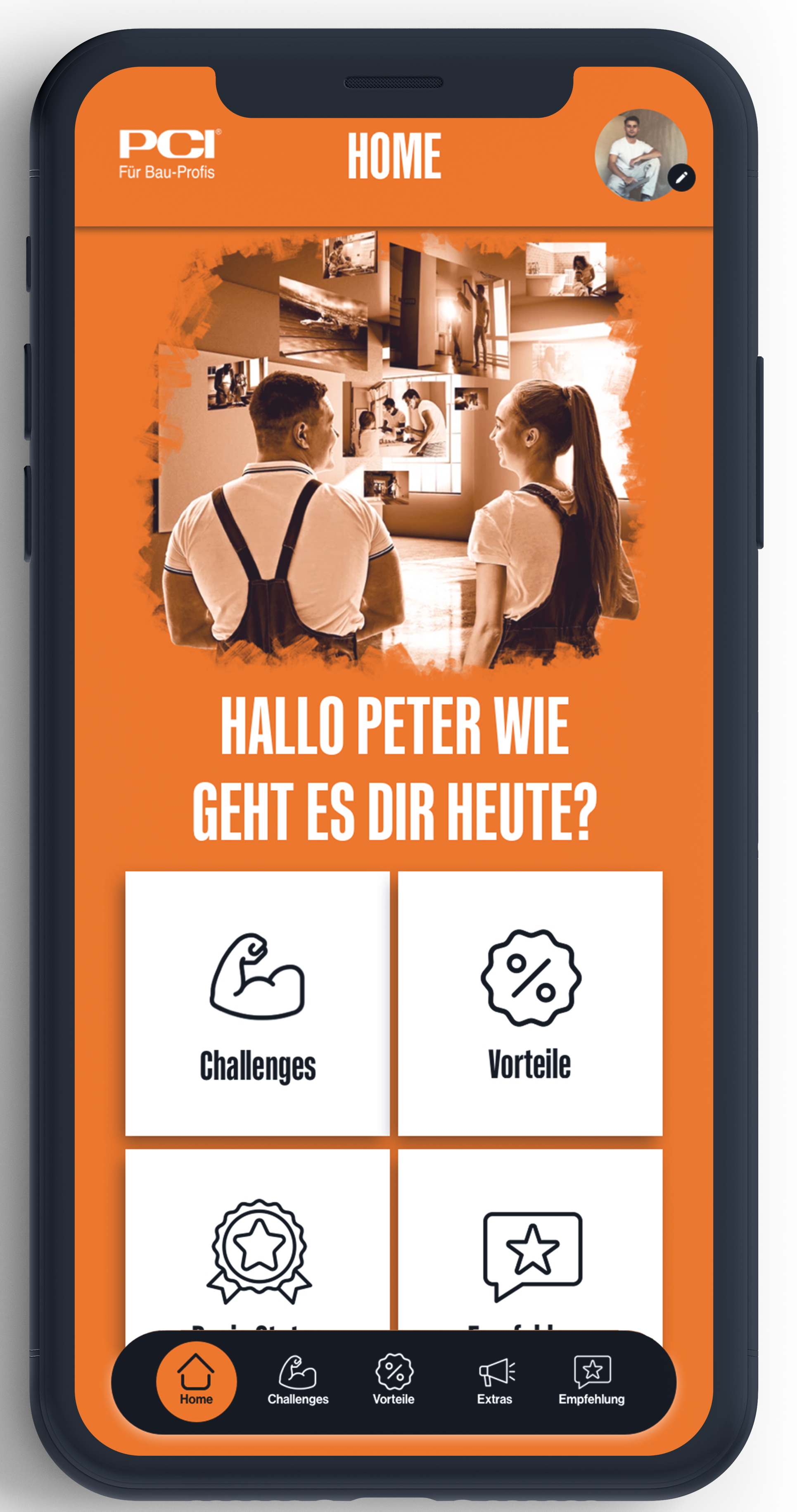 Oranger Smartphone-App-Startbildschirm mit persönlicher Begrüßung „Hallo Peter“, Kacheln und Navigationsleiste