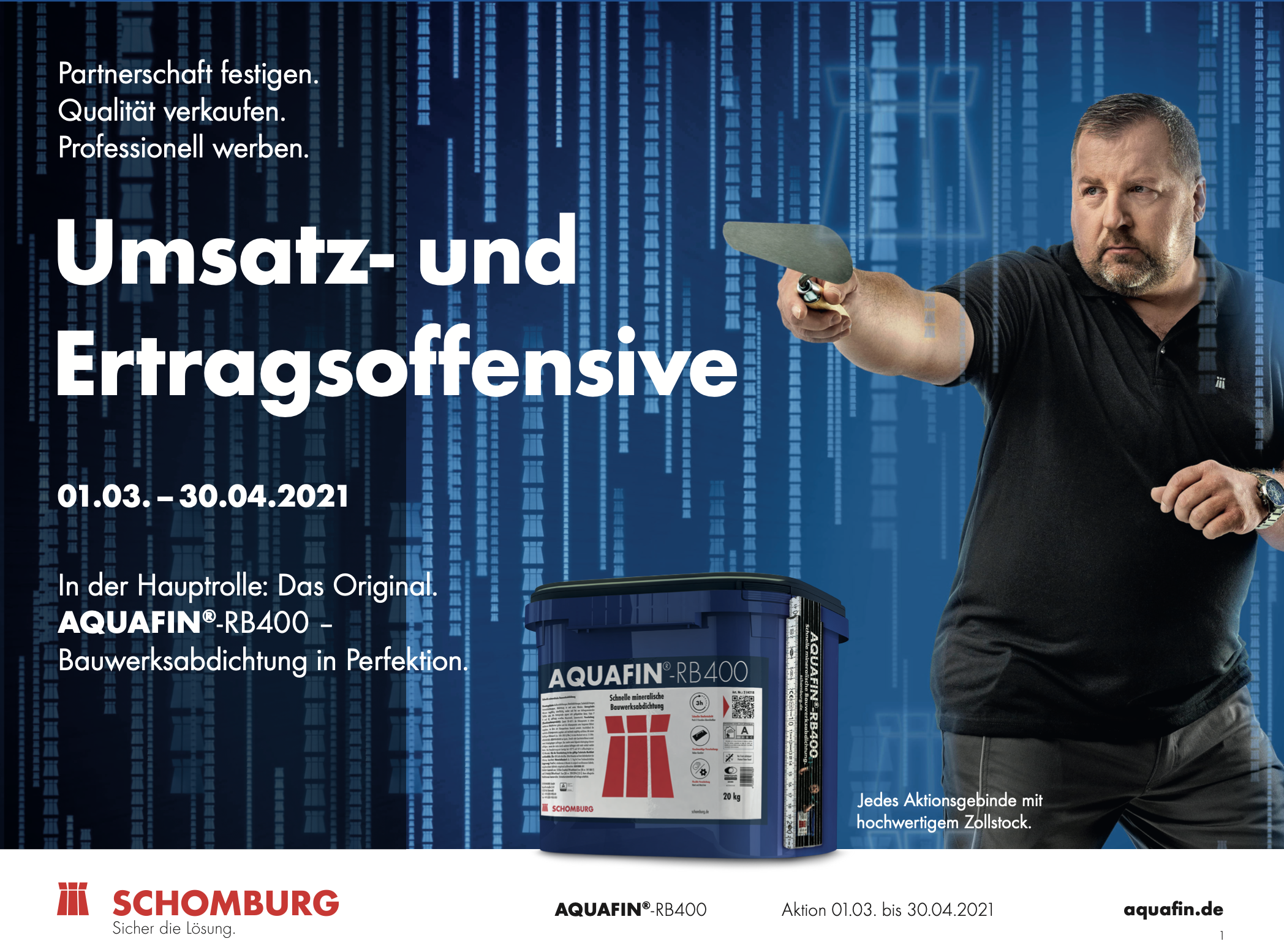 Umsatz- und Ertragsoffensive: Mann mit grünem Applikator, AQUAFIN® von SCHOMBURG