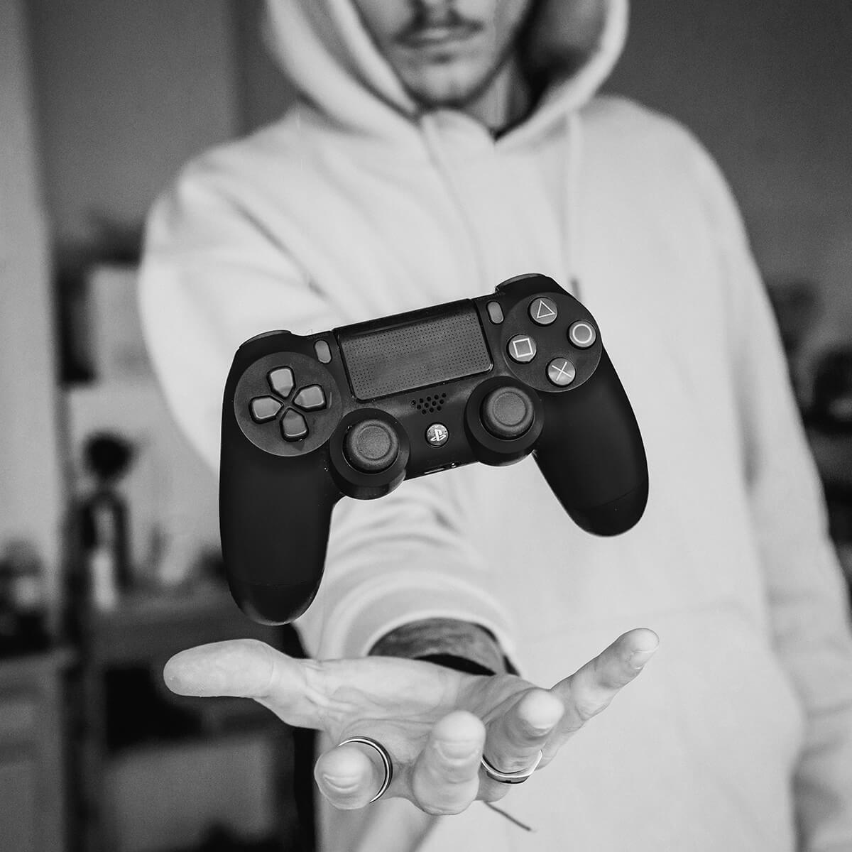 Grafik zur Nutzung von Gamification in der Kundenbindung mit Beispielen und Strategien